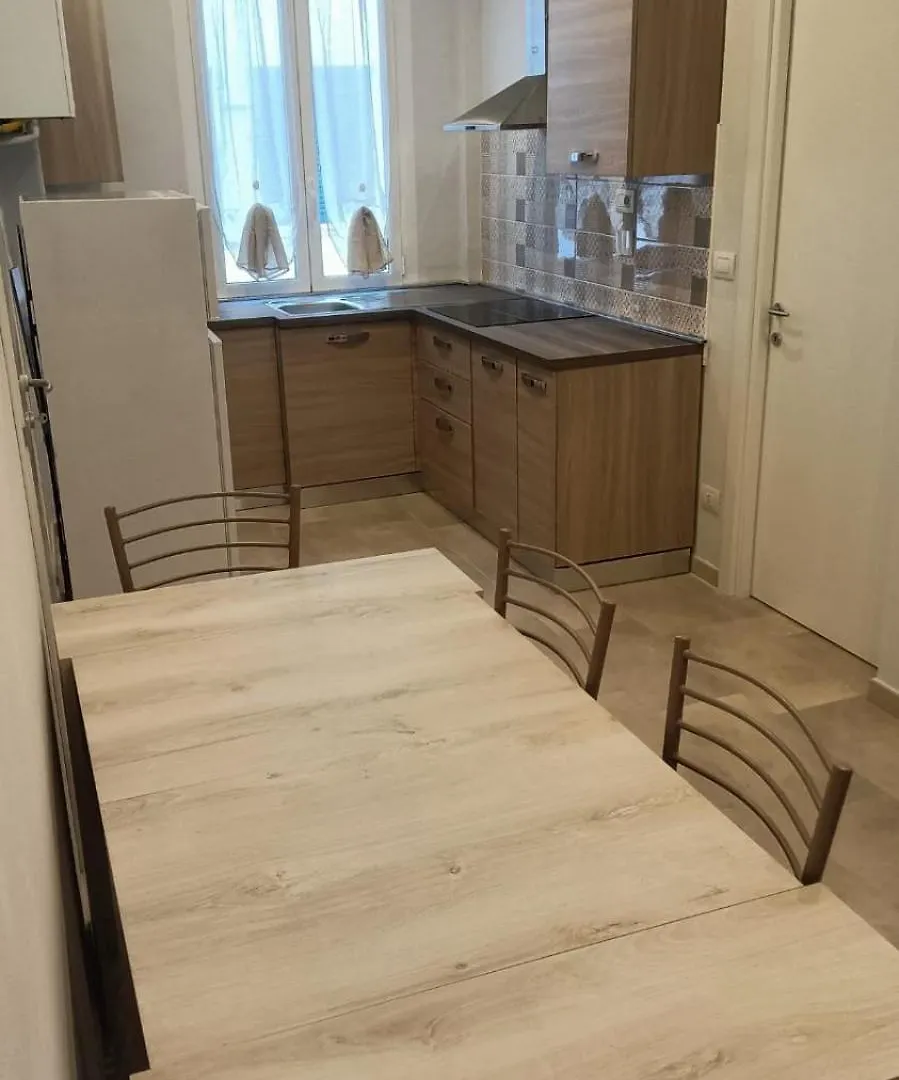 Cav Bleu Safir By People Apartment Sanremo Italy