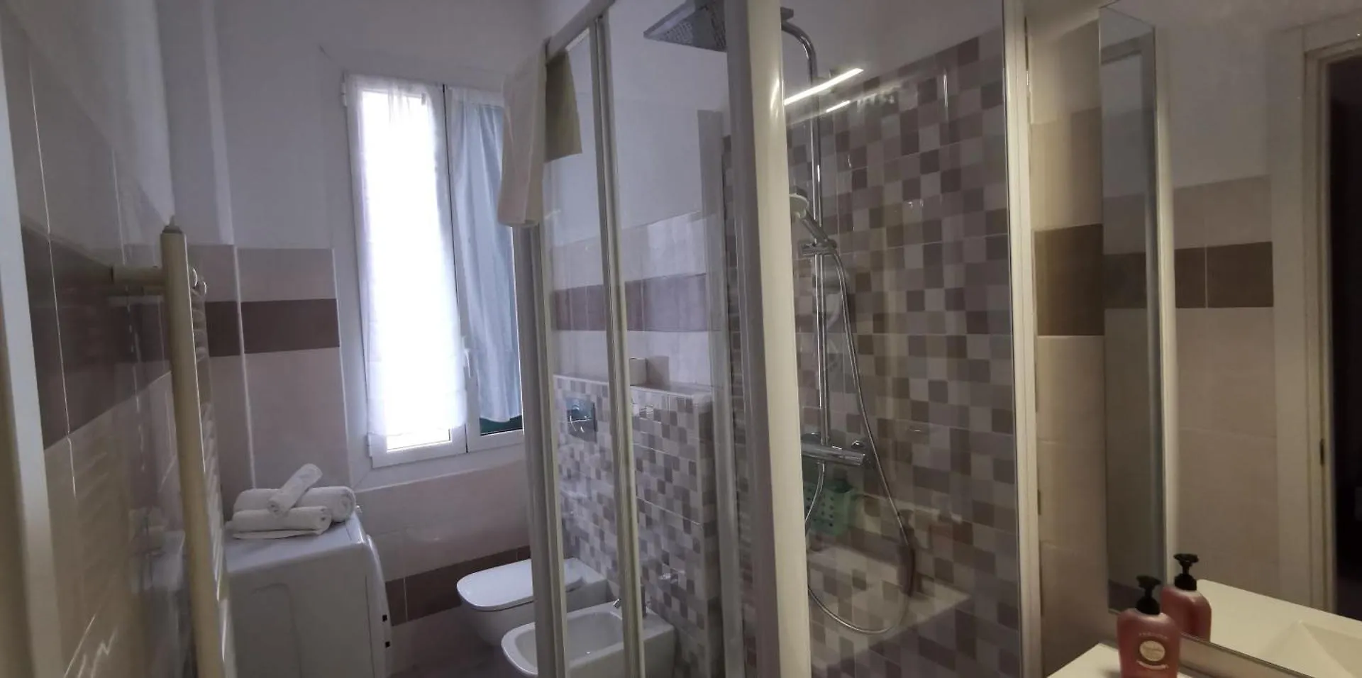 Cav Bleu Safir By People Apartment Sanremo Italy